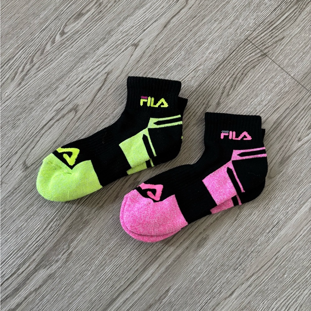 5/$25✨NWOT🏷️Fila Sock Bundle